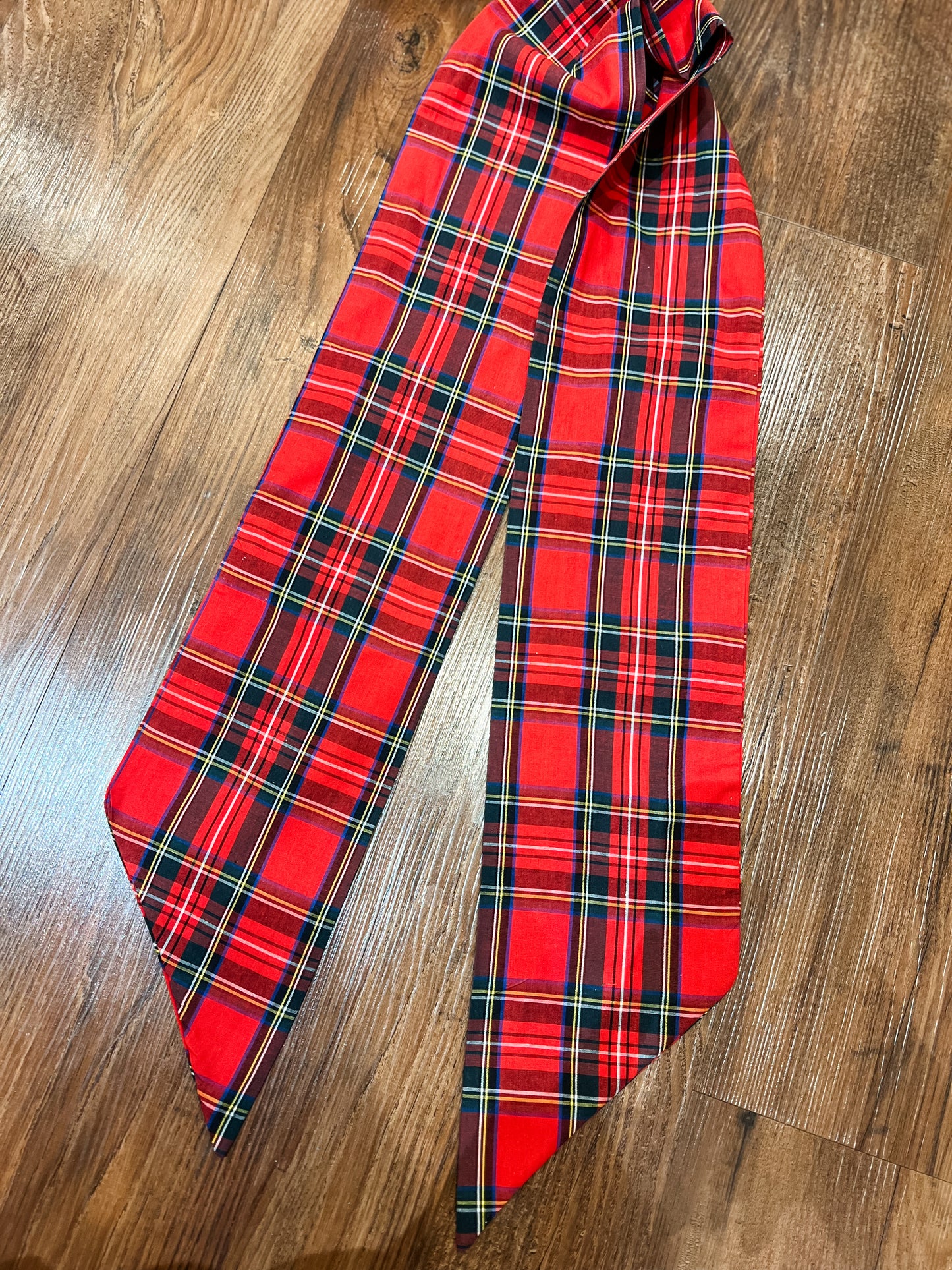 Holiday Plaid Wreath Sash - Red Plaid