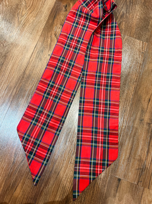 Holiday Plaid Wreath Sash - Red Plaid