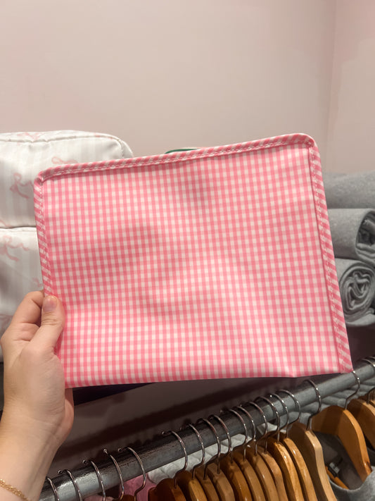TRVL Roadie Large - Gingham Pink